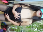 Con đĩ châu Á thủ dâm